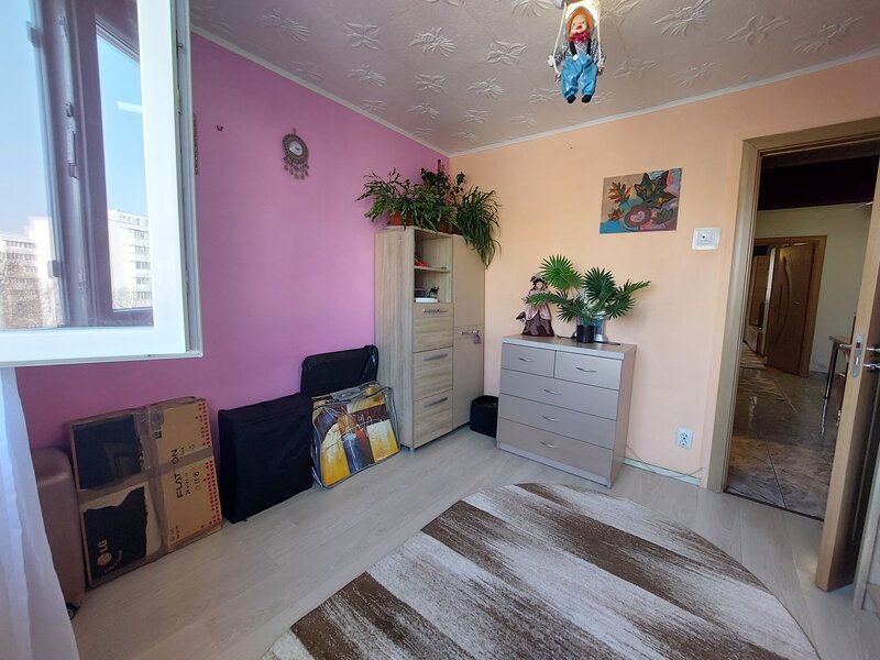 Pantelimon, apartament 2 camere cu vedere lac si acces metrou.