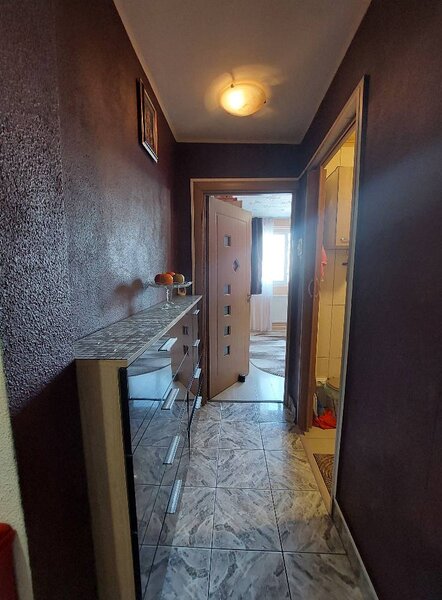 Pantelimon, apartament 2 camere cu vedere lac si acces metrou.